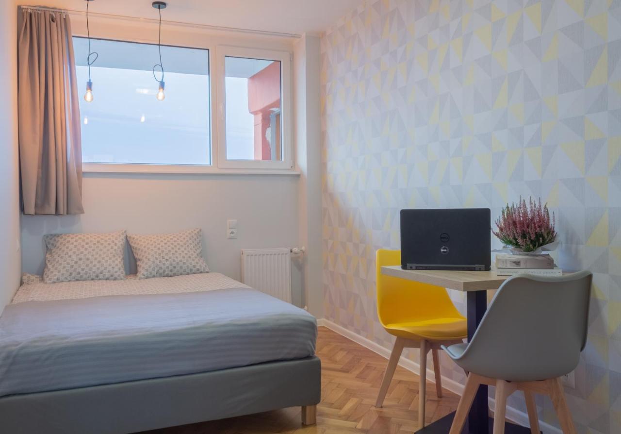 Initium Rooms - Pokoje Na Wynajem - Obroncow Wybrzeza 4D Gdańsk Extérieur photo