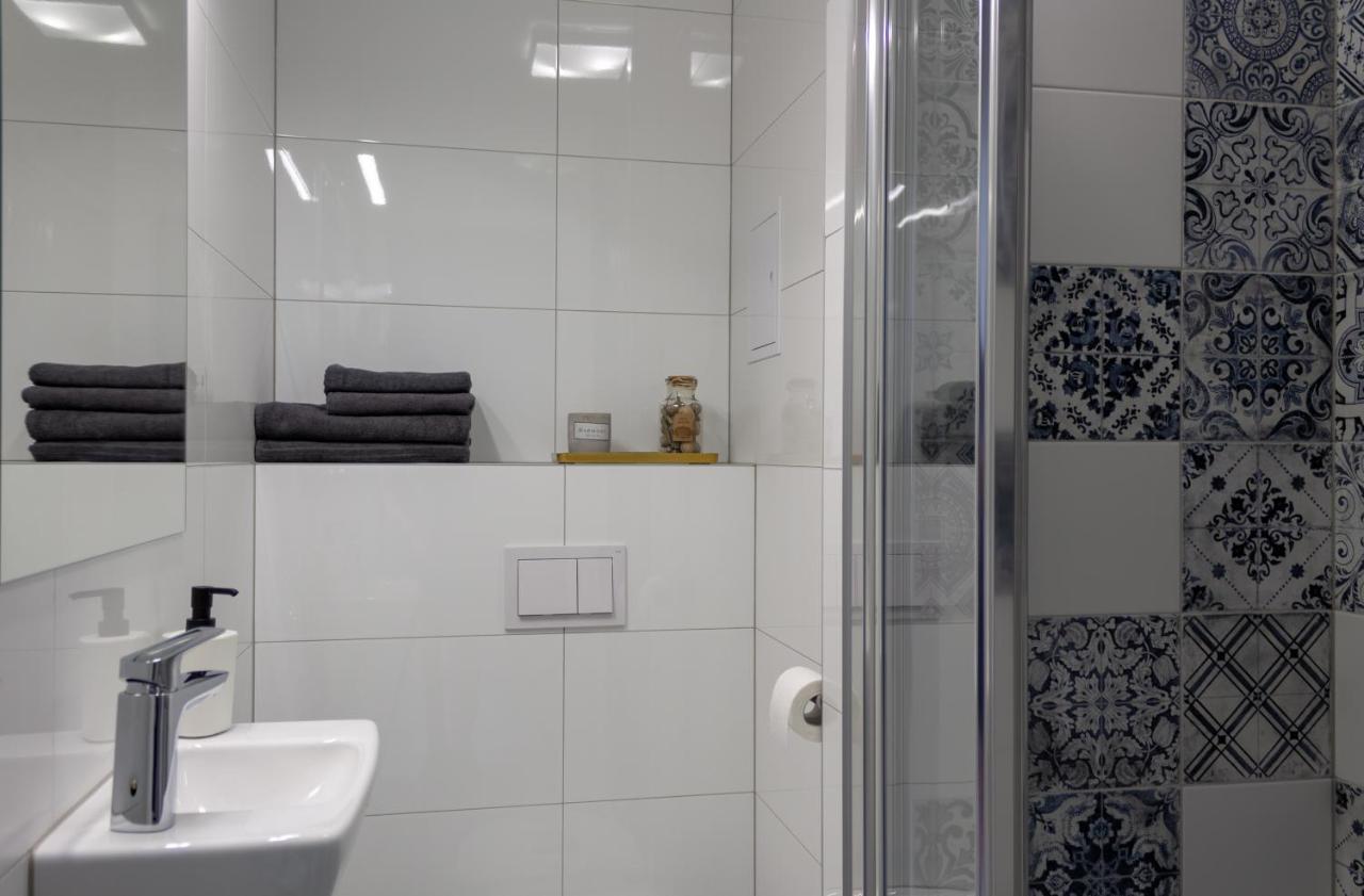 Initium Rooms - Pokoje Na Wynajem - Obroncow Wybrzeza 4D Gdańsk Extérieur photo
